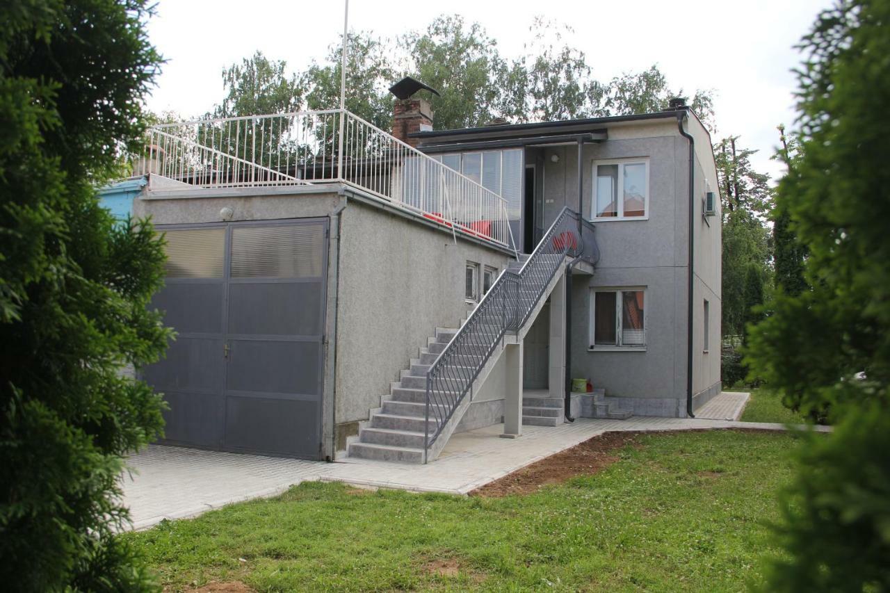 Apartman Kej Пирот Экстерьер фото